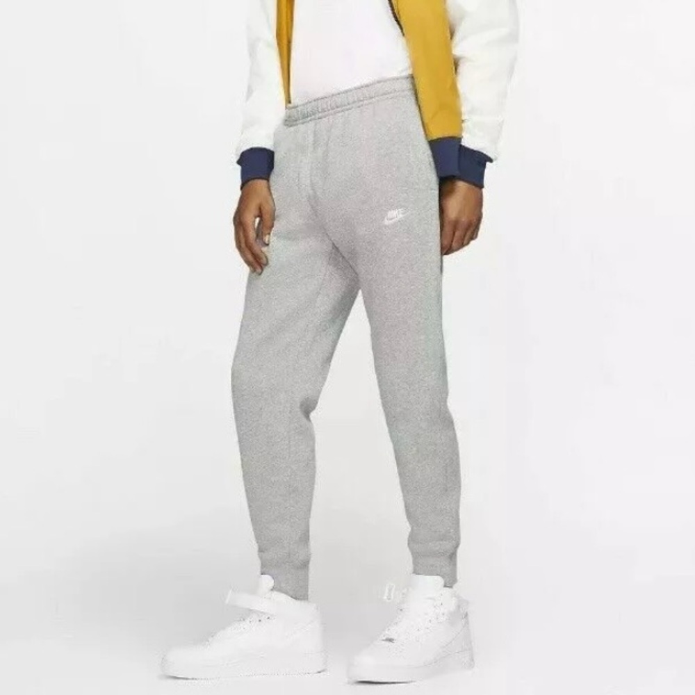 Nike NSW Club Fleece Jogger Sweatpants Size L Light Grey Stitched Logo Tapered